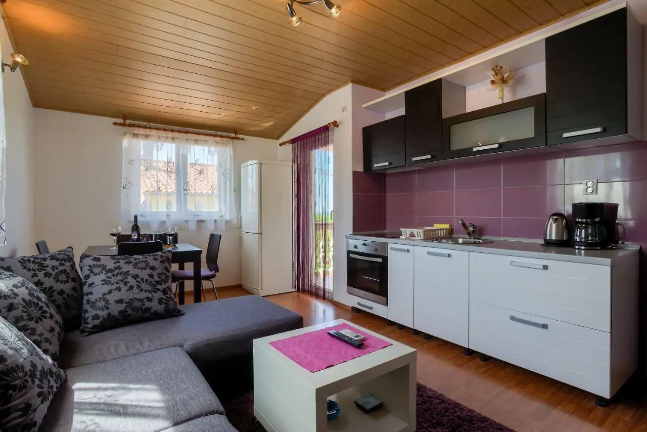 Apartment Monica Ližnjan Croazia